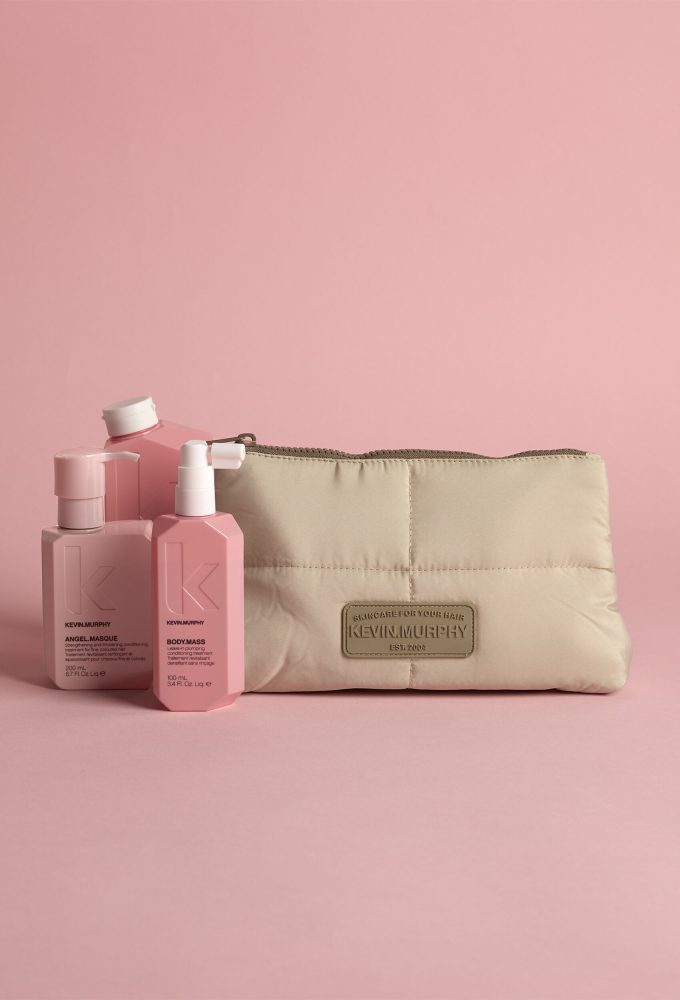 QUILTED MAKEUP POUCH